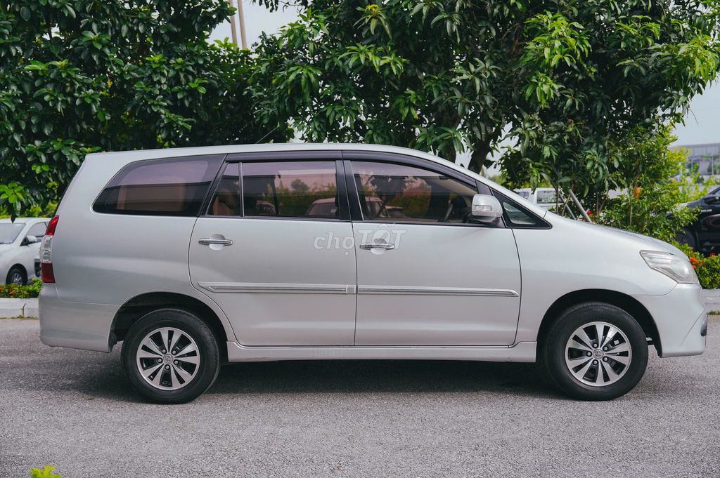 Toyota Innova 2015 2.0E - 230000 km. Mua bán Ô tô tại Thành phố Thanh Hóa Thanh Hóa được đăng bởi Vinh Toyota Doanh Thu Thanh Hóa hình 3