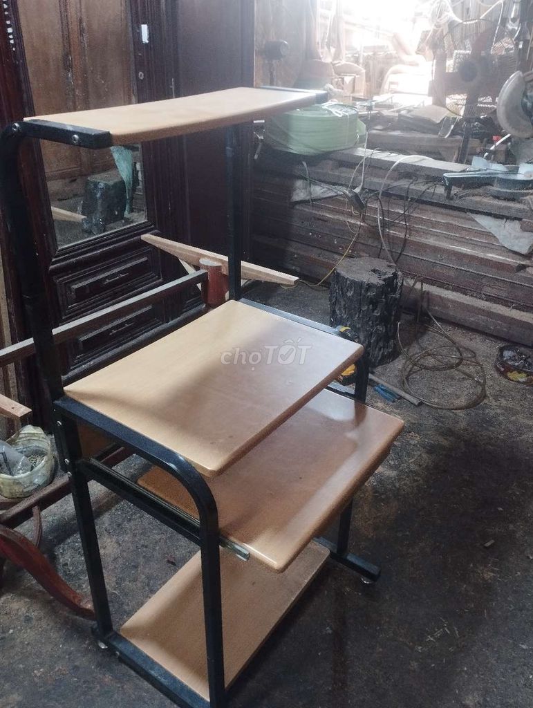 Bộ bàn ghế ăn gỗ nâu đỏ. Mua bán Bàn ghế tại Huyện Phú Xuyên Hà Nội được đăng bởi The hình 1
