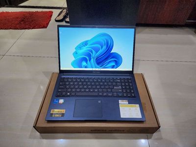 Asus Vivobook 15 i5 1335U 8/512 vân tay BH 9/25