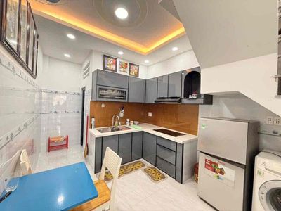 Rent · 2 bd · 45 м² · Quận 7, ул. Đường Phạm Hữu Lầu
