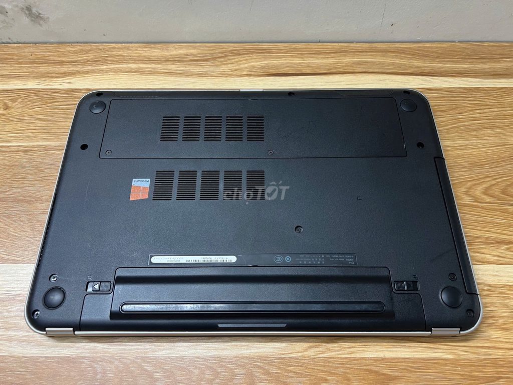 Dell Inspiron 5537 i3-4010U 8GB/120GB. Mua bán Laptop tại Quận Sơn Trà Đà Nẵng được đăng bởi Cao Việt Trần Lý hình 1