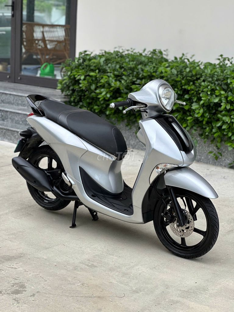 Janus bạc màu đẹp ghê ACE ơi. Mua bán Xe máy tại Quận Cẩm Lệ Đà Nẵng được đăng bởi Xe Máy Đức Vũ 658 Trần Cao Vân hình 3