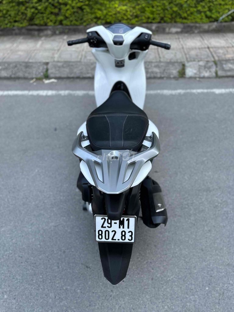 Honda SH Việt 2021! 125cc phanh CBS. Mua bán Xe máy tại Quận Hoàng Mai Hà Nội được đăng bởi Xe Máy Quân Oanh  hình 3