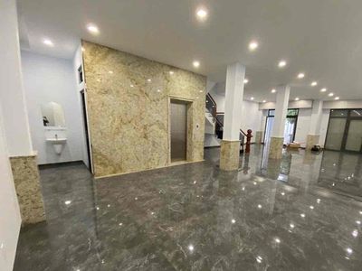 CHO THUÊ NHÀ PHỐ LÀM VĂN PHÒNG – VINHOMES GRAND PARK