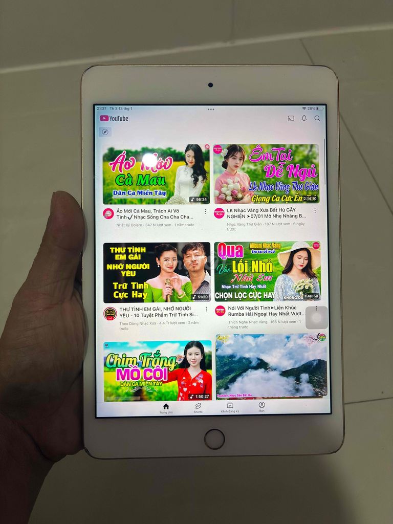 Apple iPad Mini 4 Vàng. Mua bán Máy tính bảng tại Huyện Châu Thành Tiền Giang được đăng bởi TT hình 1