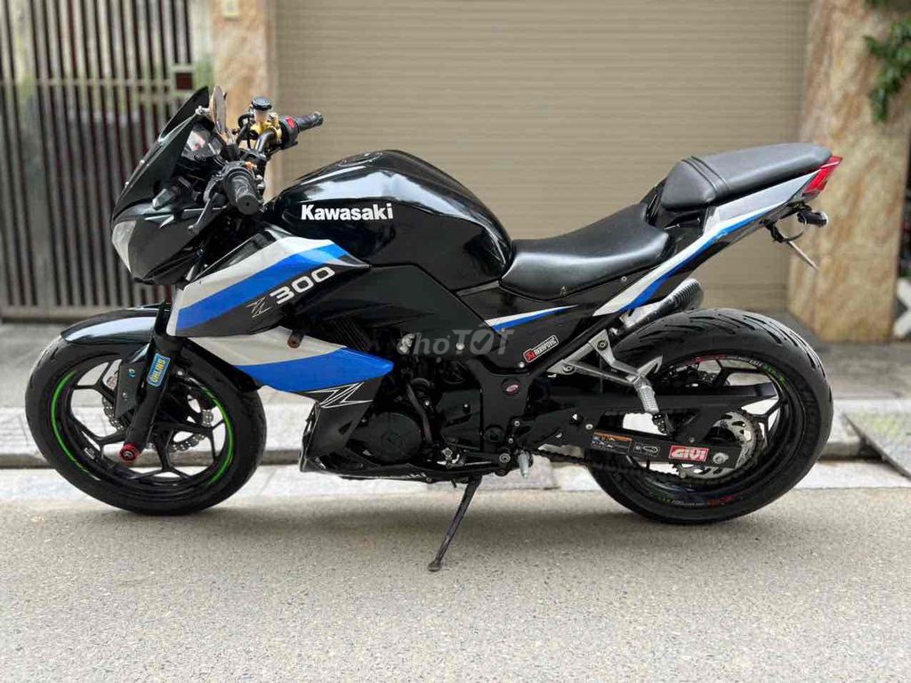 Kawasaki Z 300 abs biển số 29- xe đẹp chất- bô độ. Mua bán Xe máy tại Quận Cầu Giấy Hà Nội được đăng bởi Tong motor xe may hình 9