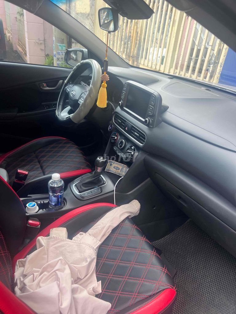 Hyundai Kona 2020 2.0 AT - 58000 km. Mua bán Ô tô tại Thành phố Buôn Ma Thuột Đắk Lắk được đăng bởi Thuỷ Hoàng hình 5