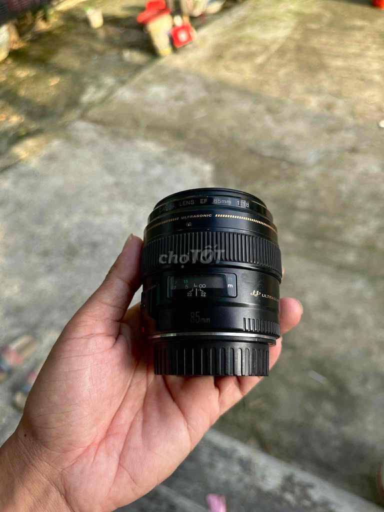 Ống kính Canon EF 85mm f/1.8 USM Đen. Mua bán Máy ảnh, Máy quay tại Huyện Thăng Bình Quảng Nam được đăng bởi Hoàng Nhân hình 1
