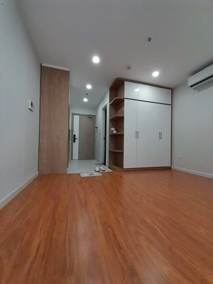 Căn hộ dịch vụ 28 m² · 1 PN · VinHomes Smart City Tây Mỗ