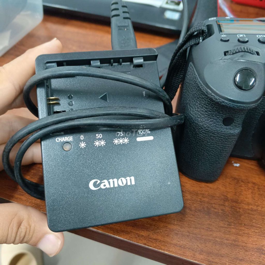 Canon 6d. Mua bán Máy ảnh, Máy quay tại Huyện Cẩm Mỹ Đồng Nai được đăng bởi Tran Duy Hung hình 1