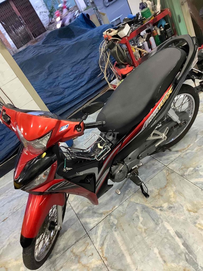 Honda Wave RSX 110 2014 красно-черный полуавтомат