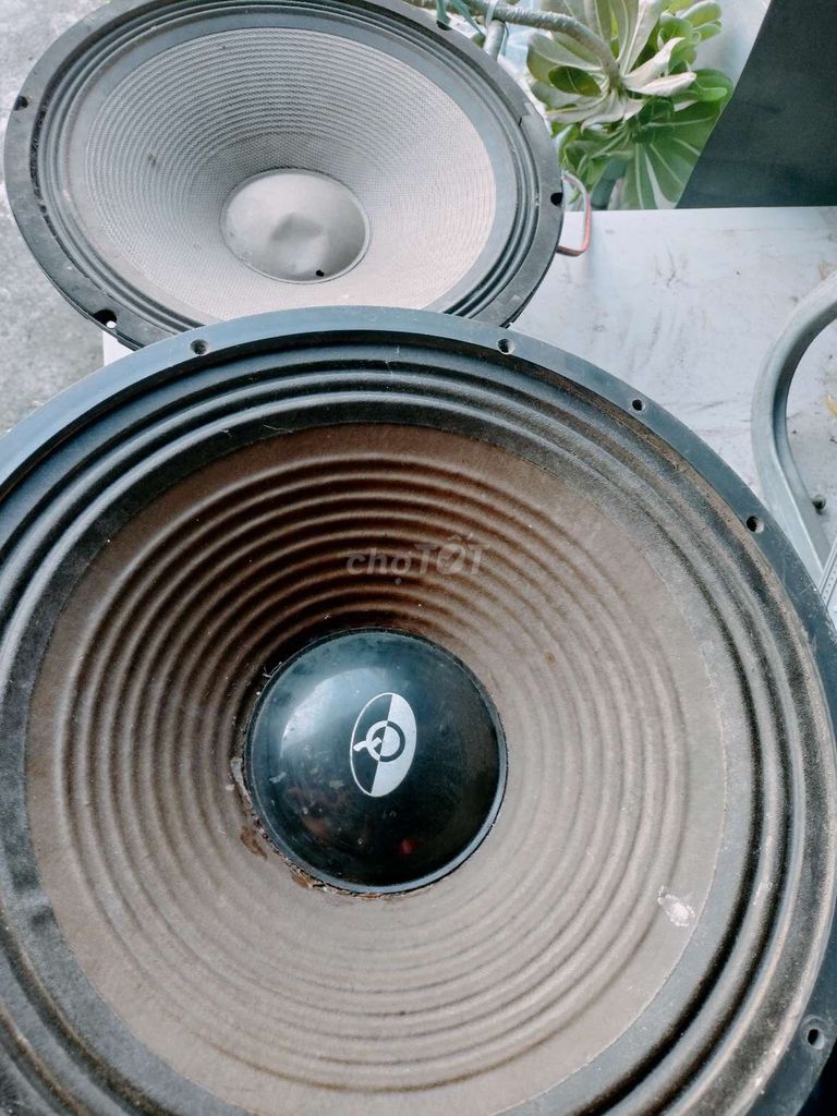 Loa bass 30cm Hoạt động bình thường. Mua bán Tivi, Âm thanh tại Quận 12 Tp Hồ Chí Minh được đăng bởi Kha hình 1