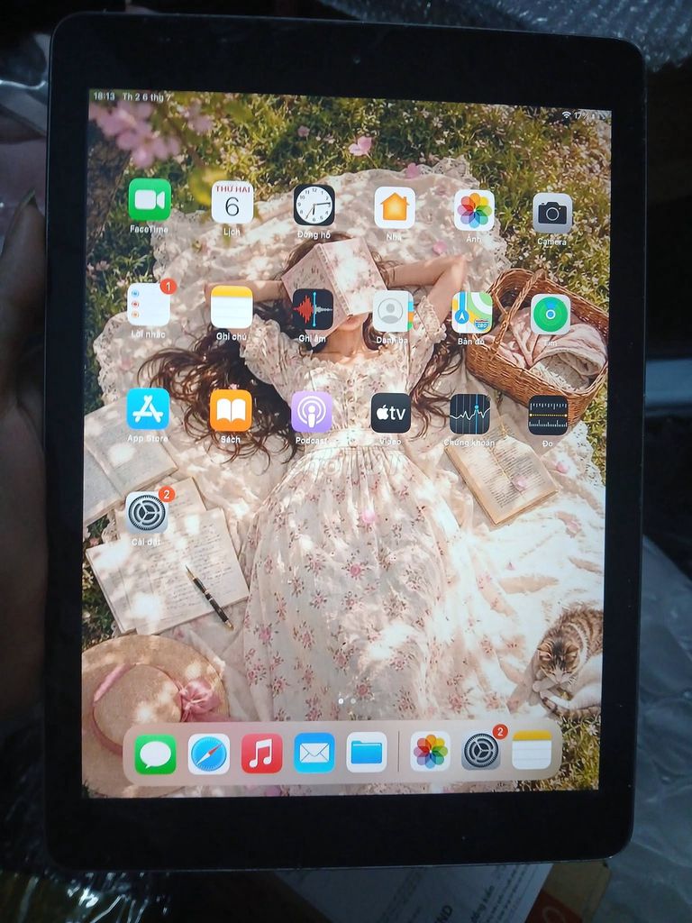 Apple iPad Gen 6 32GB Xám. Mua bán Máy tính bảng tại Quận Ninh Kiều Cần Thơ được đăng bởi Hội Đồ Điện Tử hình 1