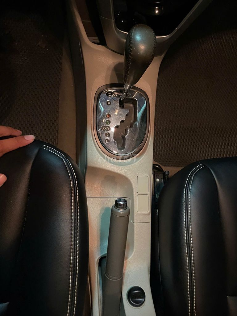 Toyota Vios G 2011 số tự động màu bạc. Mua bán Ô tô tại Quận Cẩm Lệ Đà Nẵng được đăng bởi Nguyễn Đức Trưởng hình 3