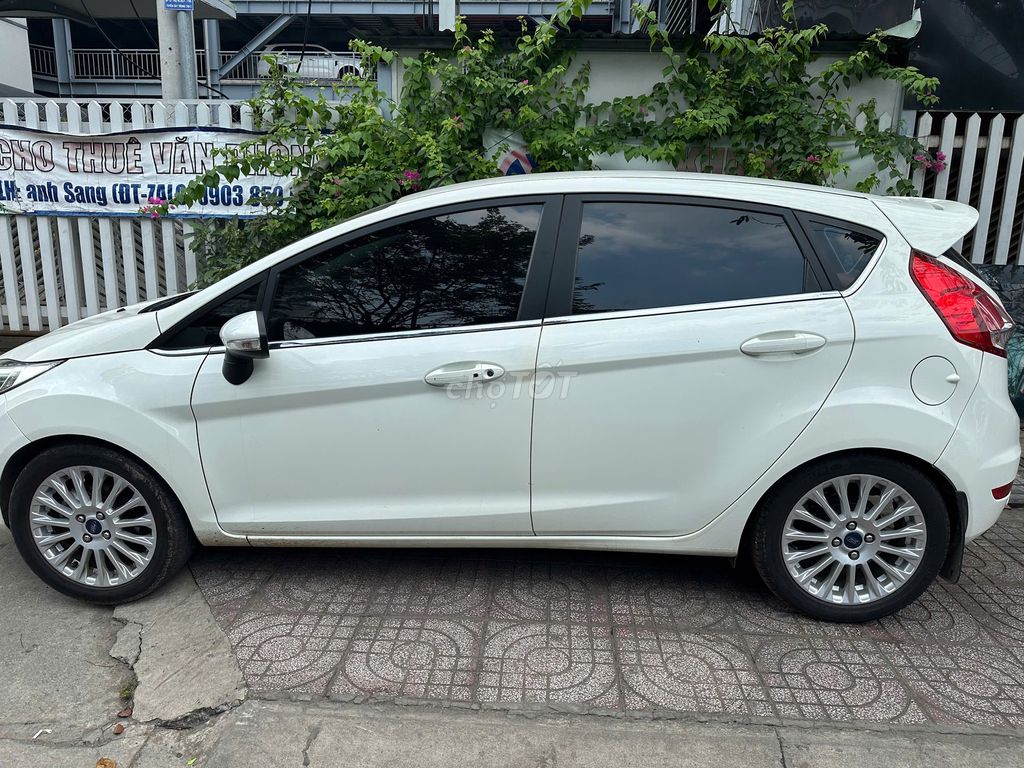 Ford Fiesta Titanium 1.0 2018 bảo hành 2026 vay70%