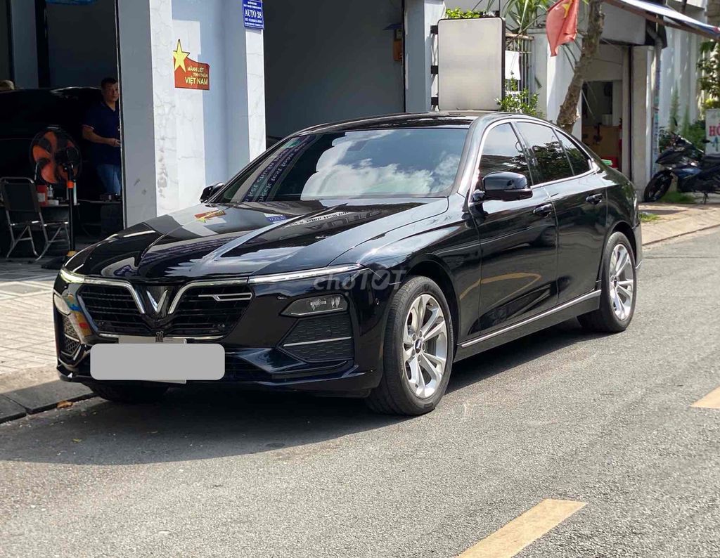 Vinfast Lux A 2021 photo 2