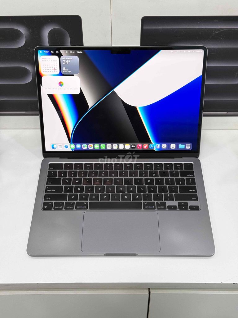 Macbook Air M2 13” 16GB/256GB chuẩn us, sạch, đẹp. Mua bán Laptop tại Quận 10 Tp Hồ Chí Minh được đăng bởi Nguyễn Thị Tố Quỳnh hình 1