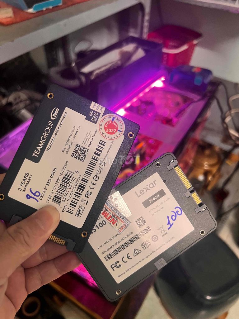 ssd 256G