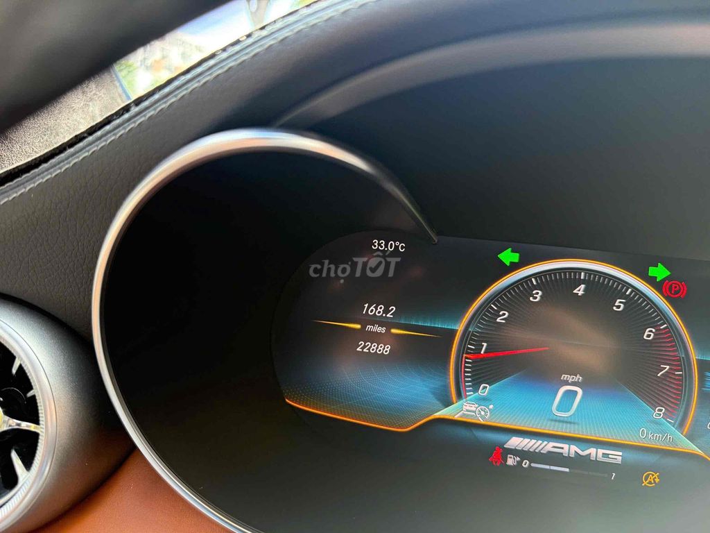 Mercedes Benz GLC 2021 200 4Matic - 22000 km. Mua bán Ô tô tại Quận Hà Đông Hà Nội được đăng bởi Toyota Hà Đông Tsure hình 4