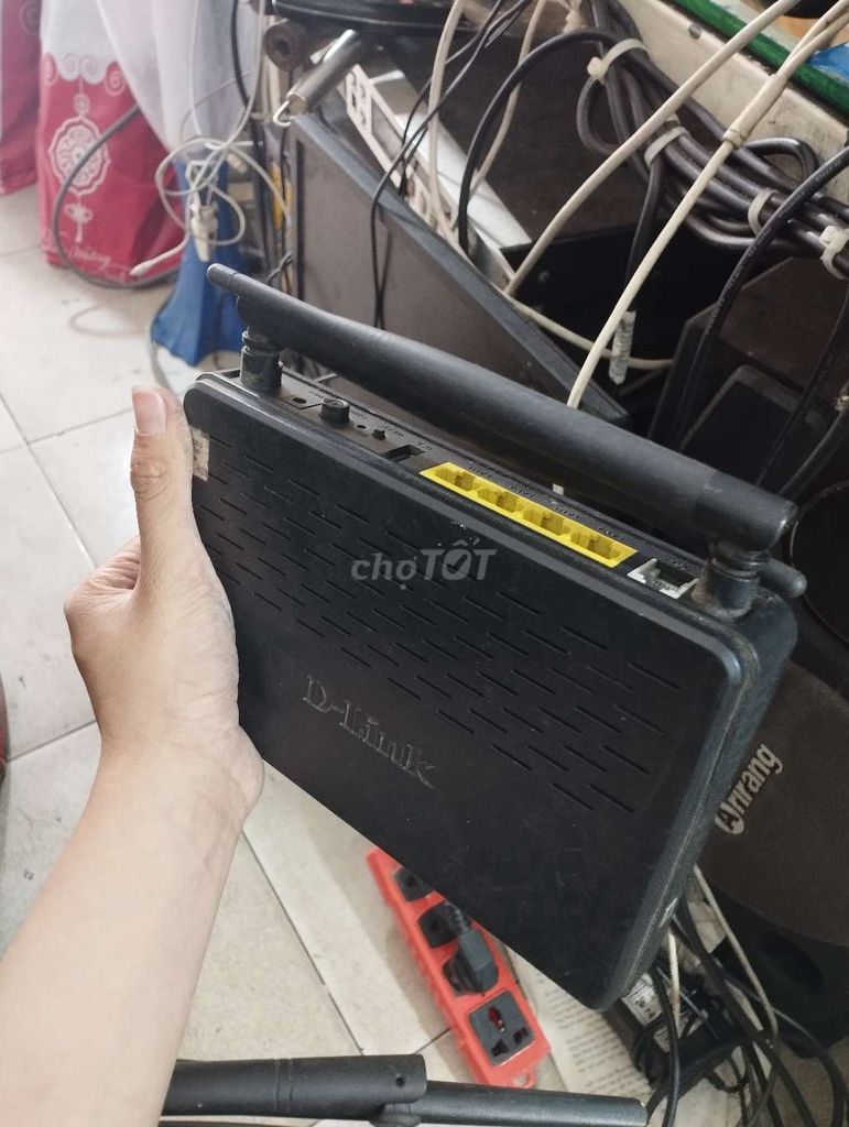 Thanh lý router đẹp chuyên môn của dlink cho thợ