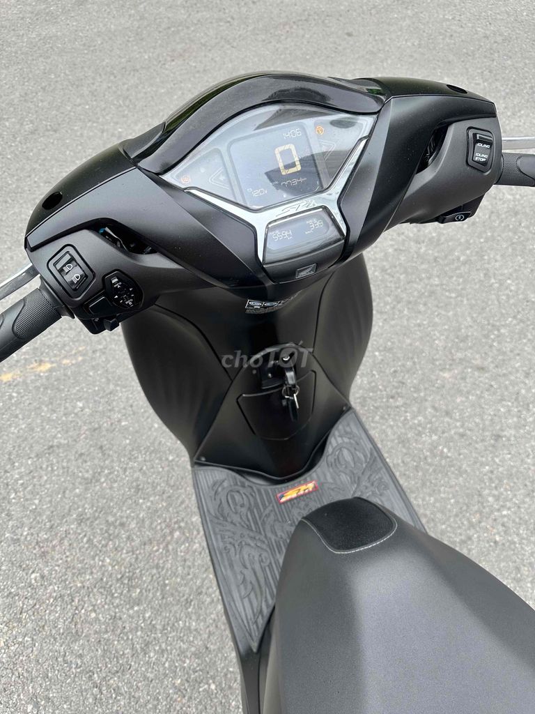 Honda SH việt Nam 2025!! 160 ABS Siêu Lướt / like. Mua bán Xe máy tại Quận Hoàng Mai Hà Nội được đăng bởi Xe Máy Quân Oanh  hình 2