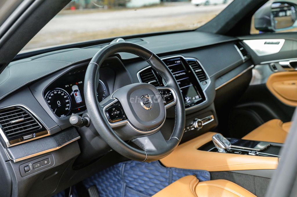 Volvo XC90 2021 Recharge T8 AWD 39000 km cực mới. Mua bán Ô tô tại Quận Gò Vấp Tp Hồ Chí Minh được đăng bởi NGUYỄN MINH VUA XE LƯỚT hình 8
