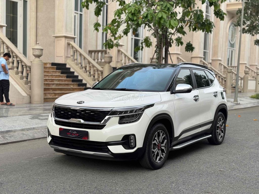 Kia Seltos 1.4 Premium 2020 quá mới chỉ 13.000 km. Mua bán Ô tô tại Thành phố Thủ Đức Tp Hồ Chí Minh được đăng bởi Hoà Xe Cũ hình 2