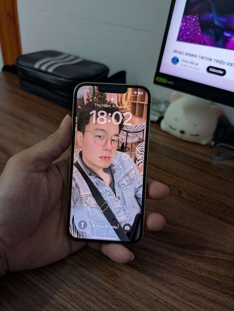 Apple iPhone 13 Pro 128GB Vàng VNA. Mua bán Điện thoại tại Quận Hoàng Mai Hà Nội được đăng bởi Hữu Vũ hình 1