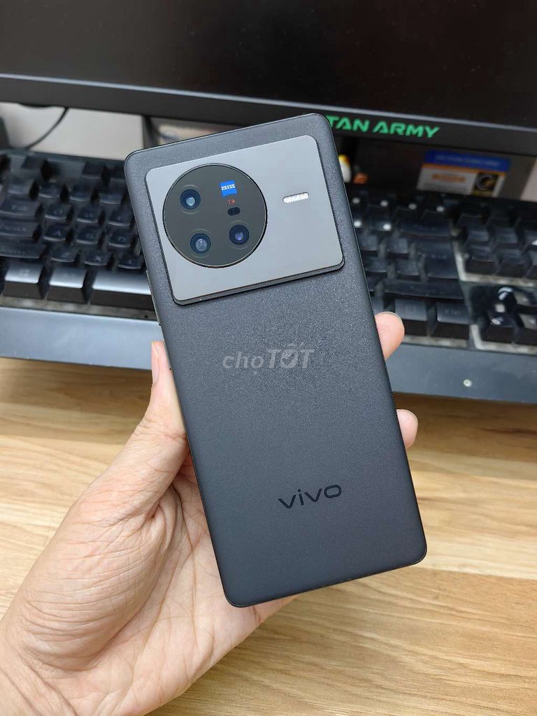 Vivo X80 256GB Đen Zin Áp Pin 90. Mua bán Điện thoại tại Quận Hoàng Mai Hà Nội được đăng bởi Nguyễn Huynh hình 1