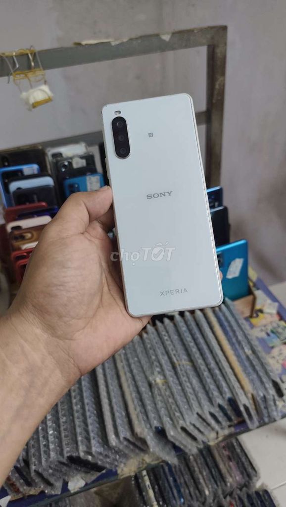 Sony X10 Mark 2, ram 6gb, 128gb, 2sim. Mua bán Điện thoại tại Quận Gò Vấp Tp Hồ Chí Minh được đăng bởi A LONG   nhận thanh toán THẺ TÍN DỤNG hình 1