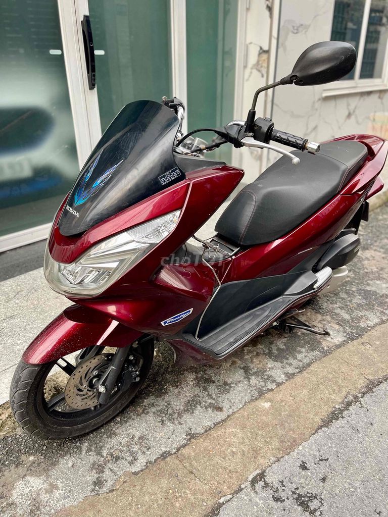 Хонда PCX 2025 красная