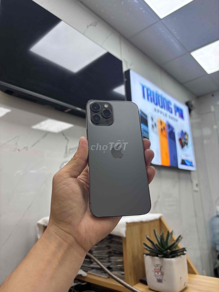 Apple iPhone 12 Pro Max 256GB Xám. Mua bán Điện thoại tại Quận Sơn Trà Đà Nẵng được đăng bởi Diễm Diễm hình 1