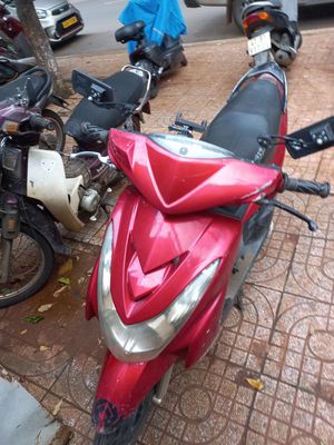 Yamaha Luvias màu Đỏ. Mua bán Xe máy tại Quận Tân Phú Tp Hồ Chí Minh được đăng bởi Phuoc Ngo