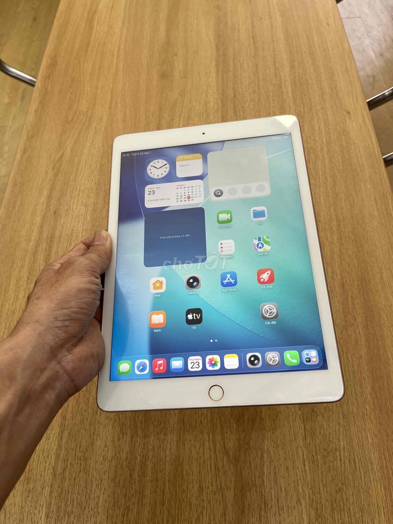 🔥🔥iPad Gen 8 Wifi 32GB 🔥🔥. Mua bán Máy tính bảng tại Quận Hải Châu Đà Nẵng được đăng bởi Quang Ánh Mobile hình 1