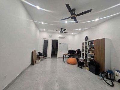 Аренда · 4 комн. · 120 м² · Quận Cẩm Lệ, ул. Đường Huỳnh Ngọc Đủ