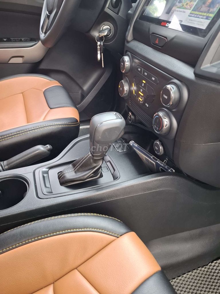 2020 XLS 2.2L 4x2 AT. Mua bán Ô tô tại Huyện Hoài Đức Hà Nội được đăng bởi SƠN HOÀI ĐỨC hình 8