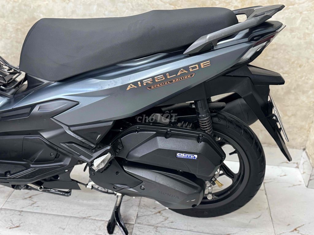 AB 160 ABS màu xám đời 2024 mới keng 43AA-817.40. Mua bán Xe máy tại Quận Sơn Trà Đà Nẵng được đăng bởi Minh Dũng bán trả góp 136 vân đồn  hình 5