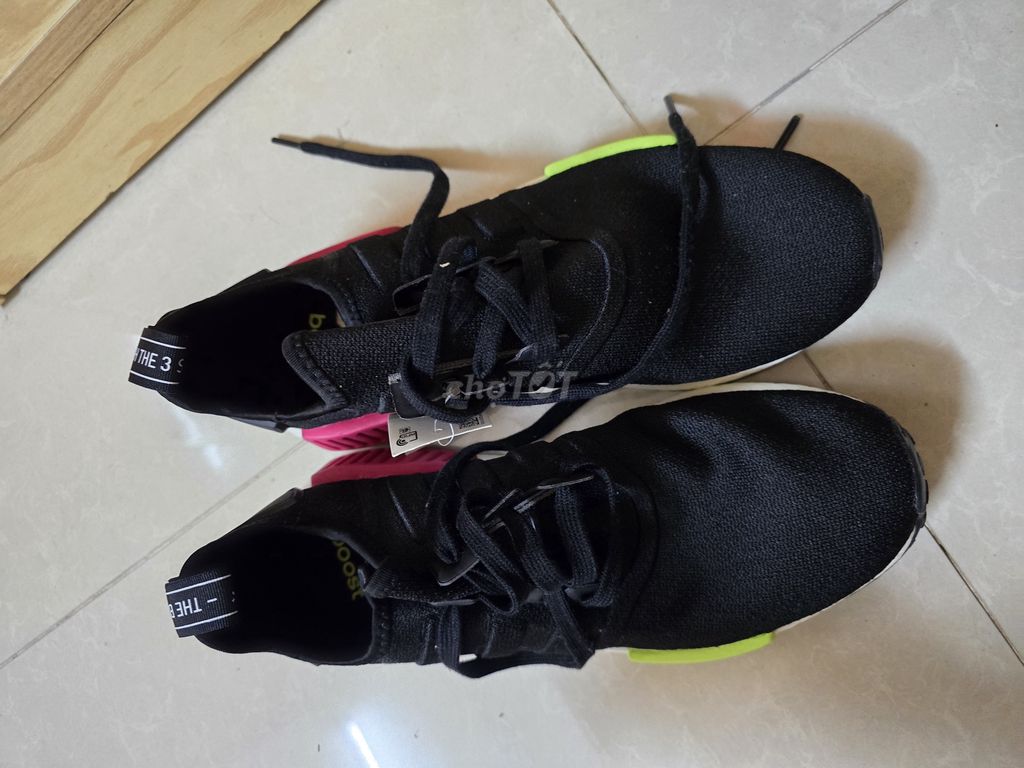 Giày adidaa nmd r1