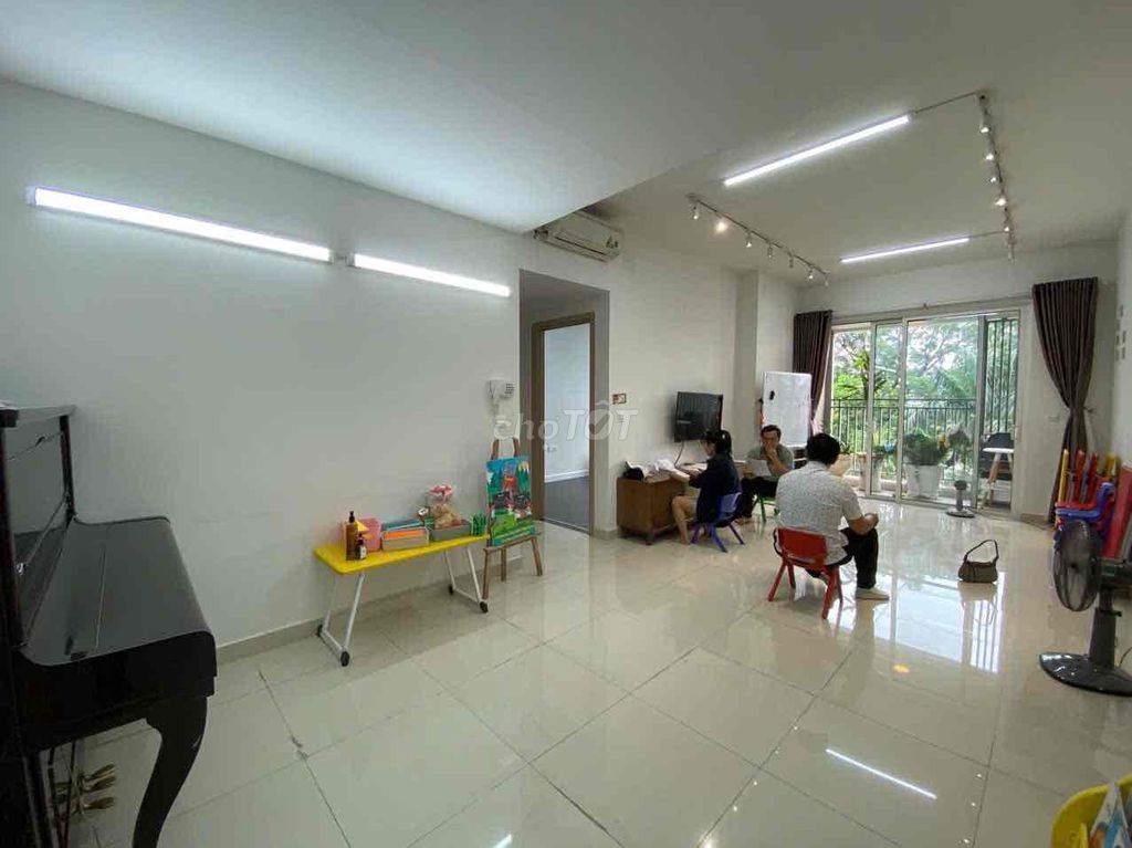 Cho thuê Orchard Parkview 3PN 2WC full nội thất gần sân bay 85m2