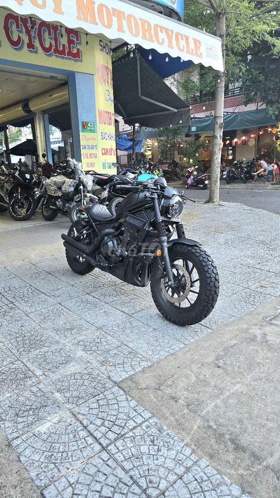 Honda Rebel 500 6000 km màu Đen
