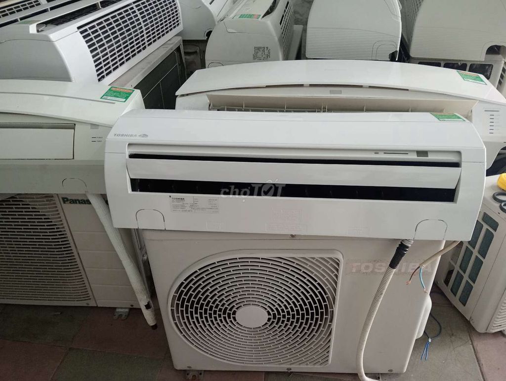 Máy lạnh Toshiba 1hp nguyên zin như mới