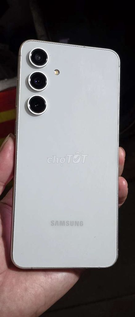 Samsung S24 FE 128GB Trắng 2 sim ẩn Knox xài full. Mua bán Điện thoại tại Huyện Hóc Môn Tp Hồ Chí Minh được đăng bởi Trần Kiên Mobile Shop hình 1