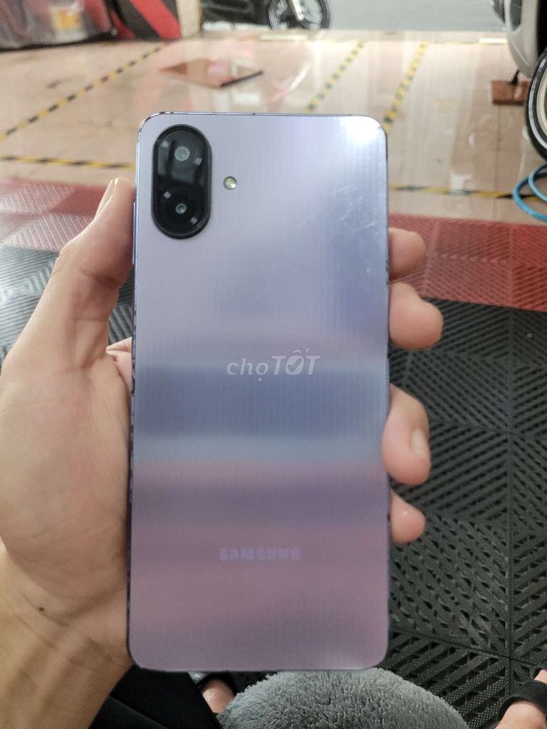 Samsung Galaxy A07 Tím Đã sử dụng. Mua bán Điện thoại tại Quận Tân Bình Tp Hồ Chí Minh được đăng bởi Trần Anh Tài hình 1