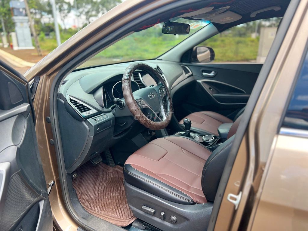 Hyundai Santa Fe 2015 AT 1 cầu - 475tr. Mua bán Ô tô tại Thành phố Buôn Ma Thuột Đắk Lắk được đăng bởi Chợ Xe Cỏ Đăk Lăk hình 11