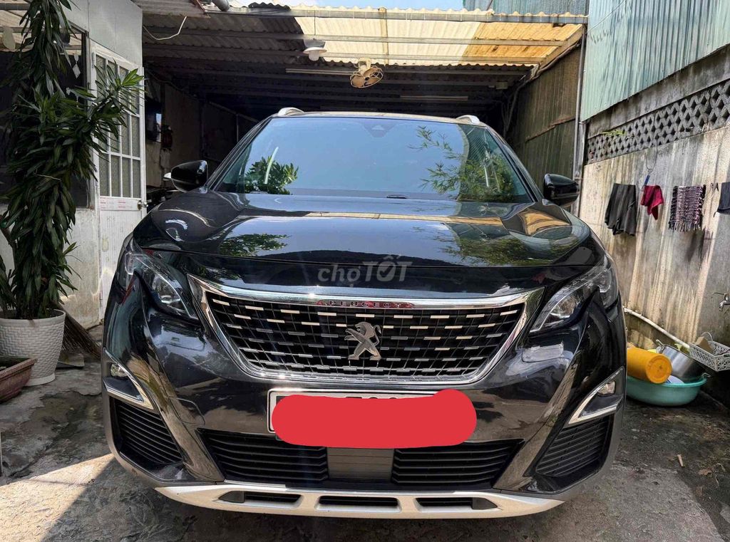 Peugeot 5008 2018 1.6L Turbo - 82000 km cần gả