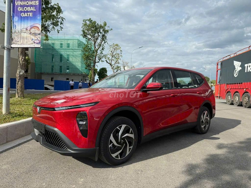 Limo Green Giao xe sớm- Bao Hồ sơ- Full Ưu Đãi. Mua bán Ô tô tại Thành phố Thủ Đức Tp Hồ Chí Minh được đăng bởi VINFAST SÀI GÒN hình 8