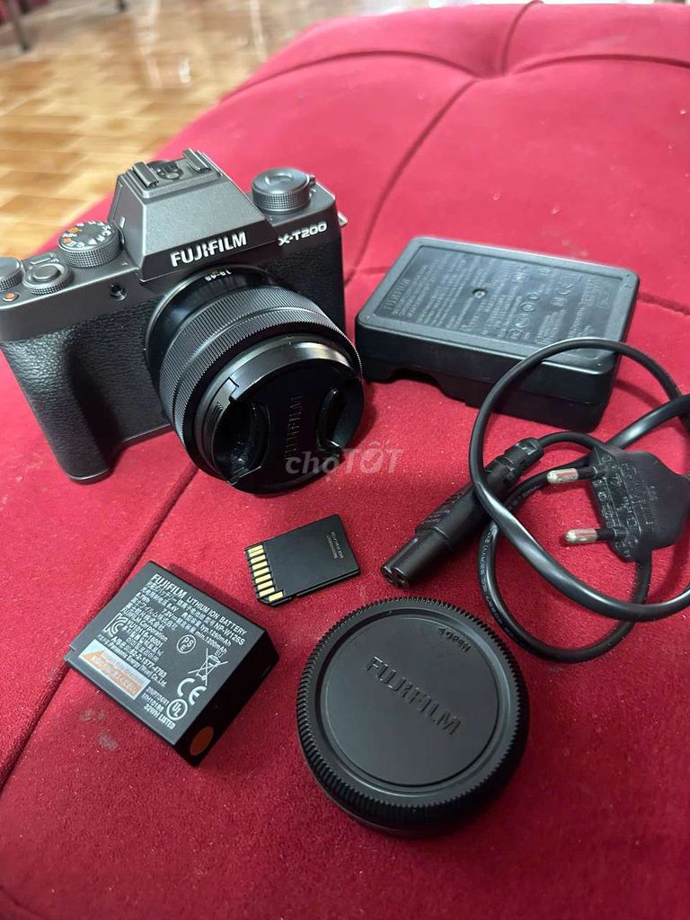 Máy ảnh Fujifilm XT-200 Xám. Mua bán Máy ảnh, Máy quay tại Thành phố Biên Hòa Đồng Nai được đăng bởi Anh Ba Hitech hình 1