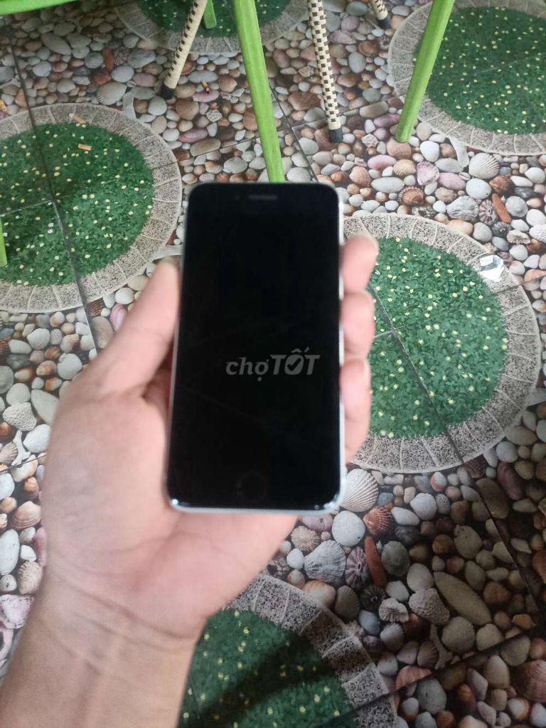 IPhone SE 64GB Trắng quốc tế zin all . Mua bán Điện thoại tại Quận Bình Tân Tp Hồ Chí Minh được đăng bởi V I N H hình 1