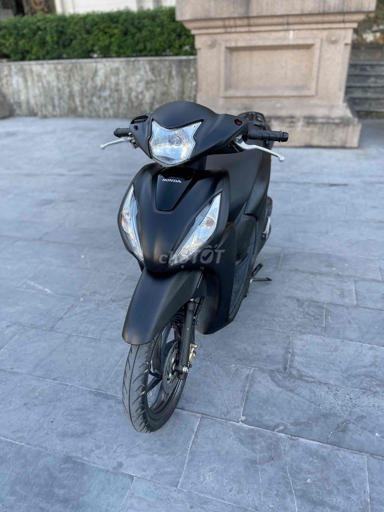 xe đẹp chất,ae qan tâm alo sdt e để ở chợ. Mua bán Xe máy tại Thành phố Vinh Nghệ An được đăng bởi Mạnh Nhỏ hình 6