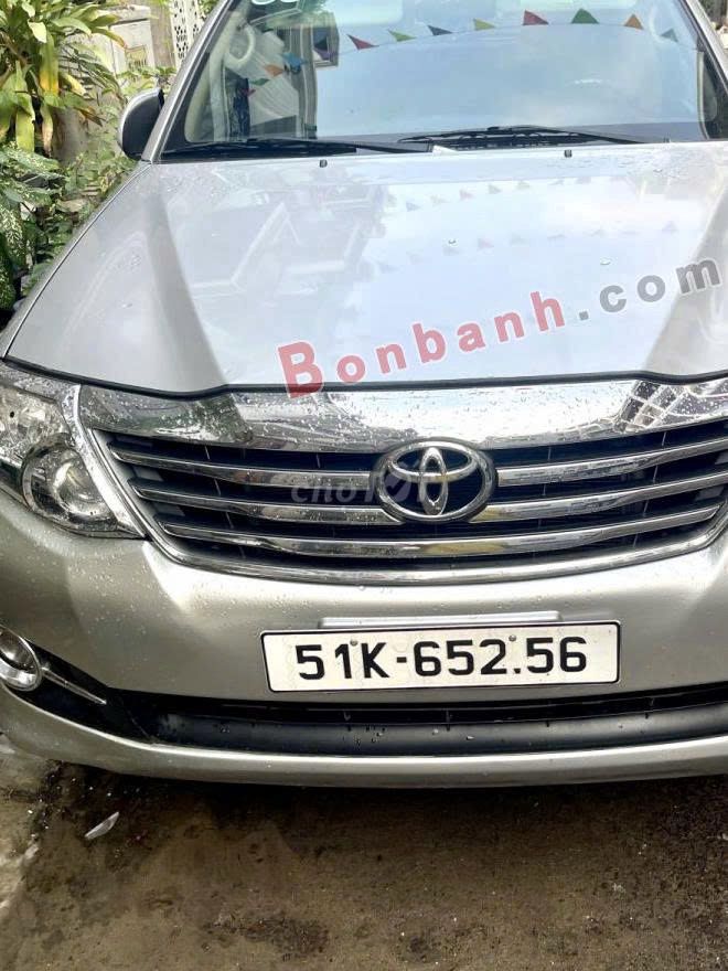 Toyota Fortuner 2.7V 4x2 AT 2015 Màu bạc. Mua bán Ô tô tại Quận 12 Tp Hồ Chí Minh được đăng bởi Nguyễn hoàng hình 1